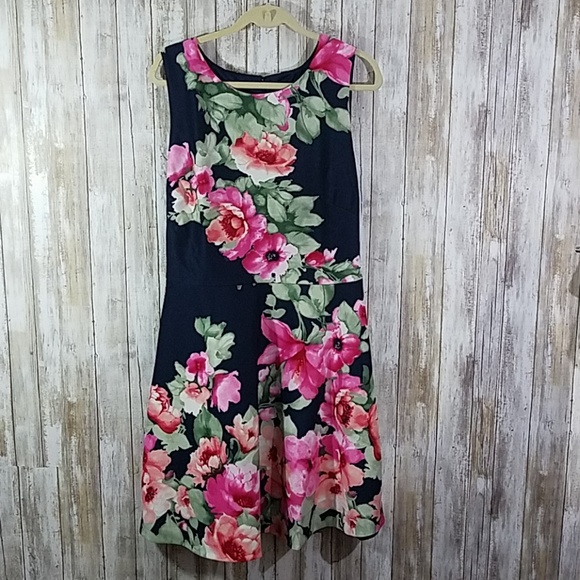 Vince Camuto Sleeveless Knit Dress In Navy Size Medium